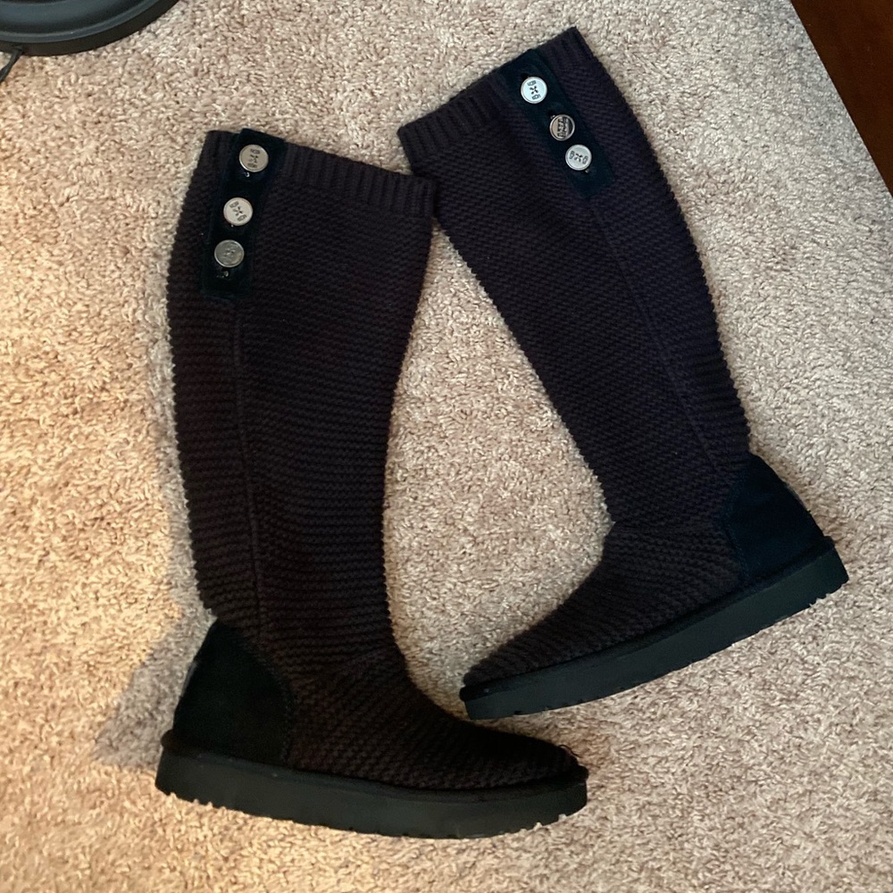 Deal ‼️UGG GUC Black Classic Cardy Tall Knit